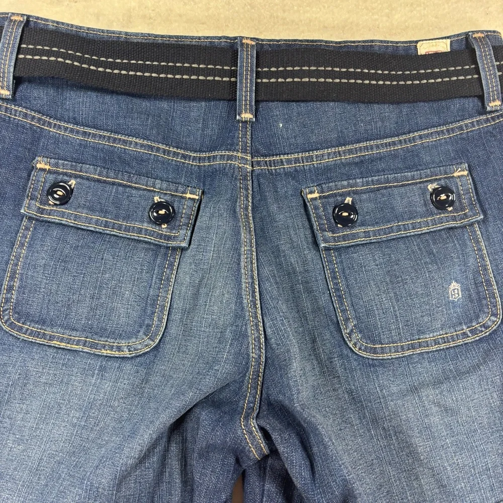 Levi’s Women’s Y2K Tab Twills Denim Shorts Size 6 With Belt Navy Cuffed Hem - Picture 5 of 6